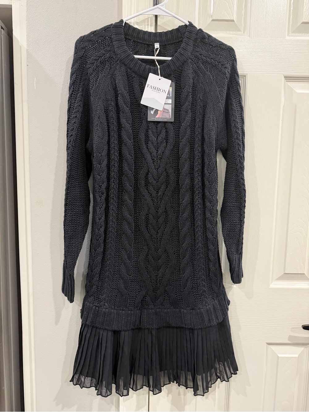 Fashion Brand Black Cable-Knit Sweater Dress with Pleated Hem Sz S
